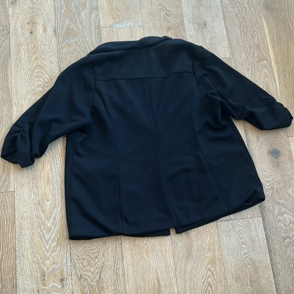 Torrid Blazer - Picture 6 of 7